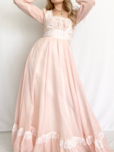 Load image into Gallery viewer, 1970s Gunne Sax Pink Romantic Renaissance Juliet Dress (XS)