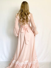 Load image into Gallery viewer, 1970s Gunne Sax Pink Romantic Renaissance Juliet Dress (XS)