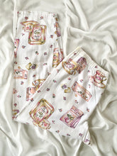 Load image into Gallery viewer, Victoria’s Secret Gold Label Cotton Teacup Pajama Set (L)
