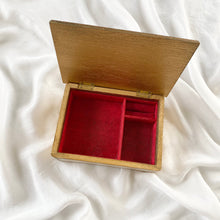 Load image into Gallery viewer, Vintage Wooden Jewelry Trinket Box