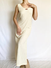 Load image into Gallery viewer, 1980s Victoria’s Secret Rosette Slip Dress (M)