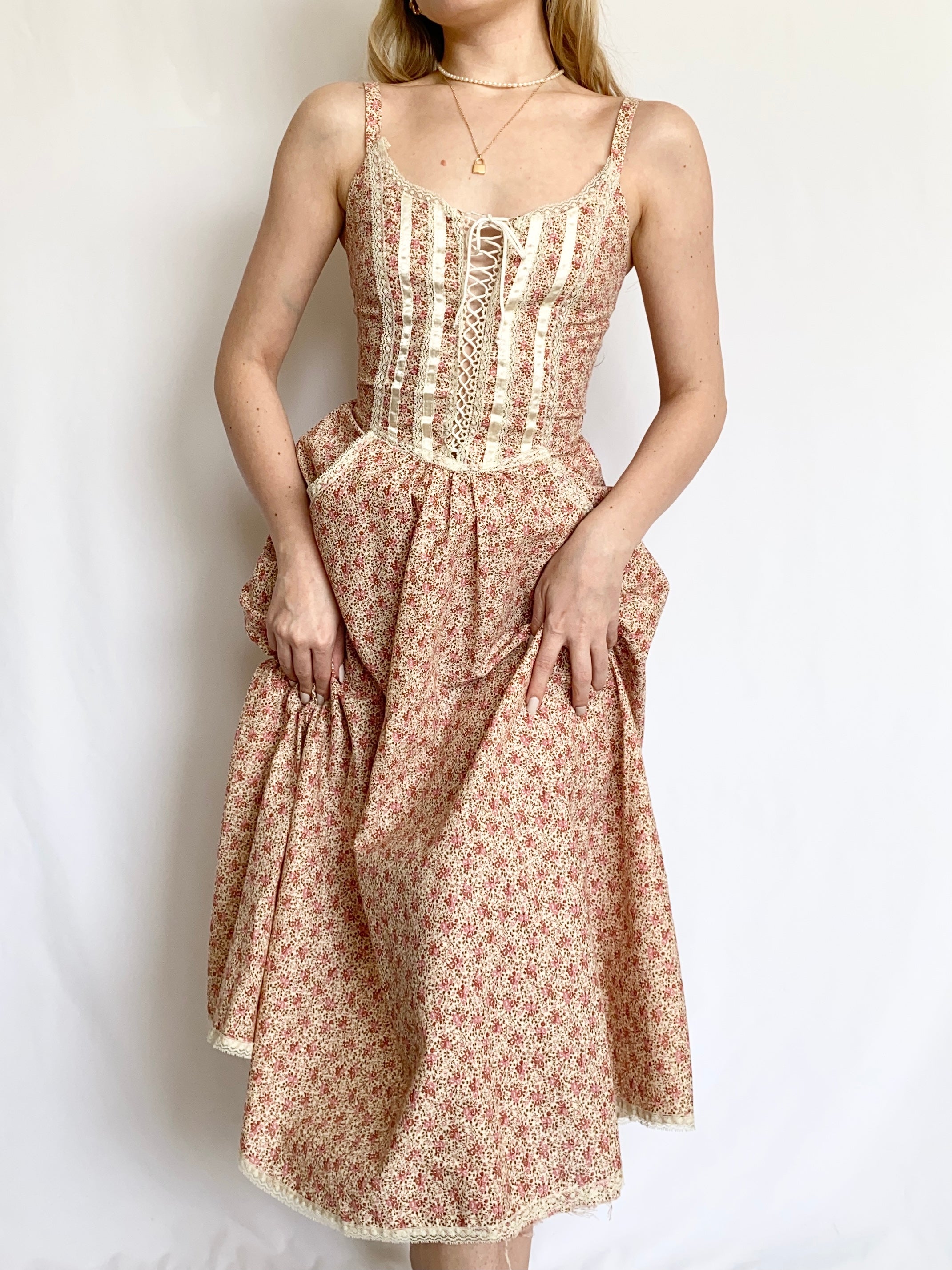1970s Gunne Sax Ditzy Floral Prairie Corset Dress (XS-XXS) – Amethyst ...