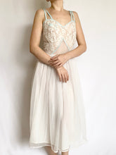 Load image into Gallery viewer, Blue Bow 50s Peignoir and Nightgown Set (S-M)