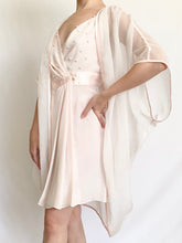 Load image into Gallery viewer, Pearl Princess Victoria's Secret Peignoir Set (S)