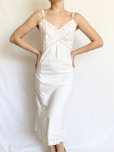 Load image into Gallery viewer, Eyelet 1950s Cottage Slip Dress (S/M)