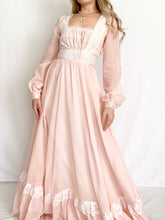 Load image into Gallery viewer, 1970s Gunne Sax Pink Romantic Renaissance Juliet Dress (XS)