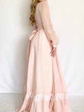 Load image into Gallery viewer, 1970s Gunne Sax Pink Romantic Renaissance Juliet Dress (XS)