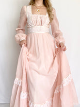 Load image into Gallery viewer, 1970s Gunne Sax Pink Romantic Renaissance Juliet Dress (XS)