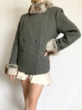 Load image into Gallery viewer, Grey Fur Trim 1950s Wool Coat and Skirt Set (M)