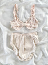 Load image into Gallery viewer, Light Pink 80s Bra & Panty Set (36C, M)