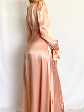 Load image into Gallery viewer, Pink Satin Gunne Sax Renaissance Princess Gown (XS)