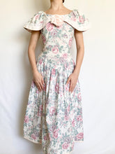 Load image into Gallery viewer, Floral Cotton 1980s Gunne Sax Party Dress (S)