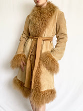 Load image into Gallery viewer, Caramel Penny Lane Shaggy Mongolian Trim Coat (S)
