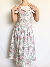 Load image into Gallery viewer, Floral Cotton 1980s Gunne Sax Party Dress (S)
