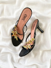 Load image into Gallery viewer, 2000s Black Carlos Santana Open Toe Strappy Flower Heels (10)