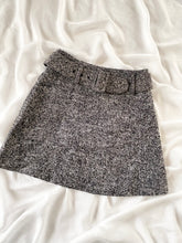 Load image into Gallery viewer, Vintage Grey Tweed Belted Mini Skirt (2)