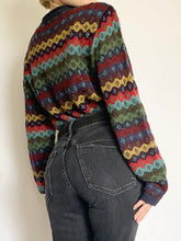 Load image into Gallery viewer, Colorful Peruvian Alpaca Sweater (M)
