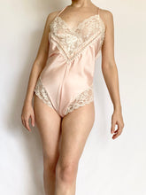 Load image into Gallery viewer, Pink Bow 1980s Christian Dior Teddy (S/M)