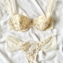 Load image into Gallery viewer, Victoria’s Secret Fairytale Tulle Bra and Panty Set (36B)