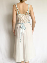 Load image into Gallery viewer, Blue Bow 50s Peignoir and Nightgown Set (S-M)