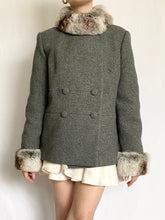 Load image into Gallery viewer, Grey Fur Trim 1950s Wool Coat and Skirt Set (M)