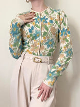 Load image into Gallery viewer, 50s Pastel Floral Soft Dainty Cardigan Sweater (S)

