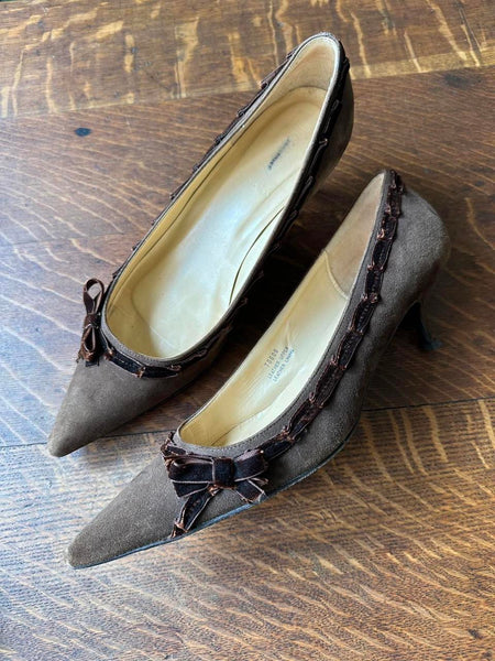 Brown Vintage Suede Velvet Ribbon Bow Kitten Heels (9.5)
