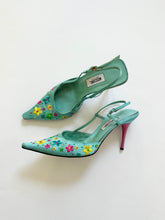 Load image into Gallery viewer, Groovy Blue Moschino Silk Embroidered Flower Heels (8, 8.5)
