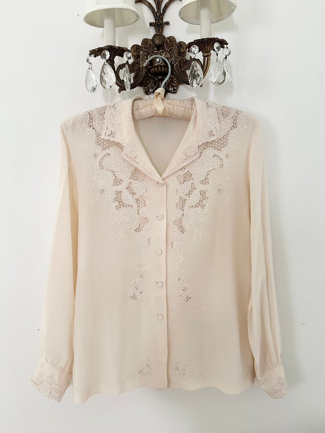 Vintage Hand Embroidered Silk Cream Blouse (M)