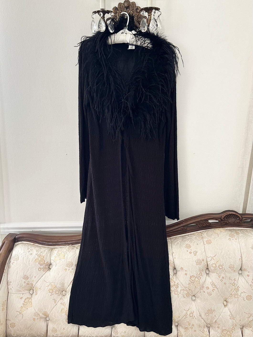 Iconic 1990s Black Feather Collar Duster (M)