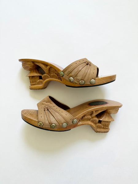 Vintage 1940s Wooden Carved Knot Kitten Mules