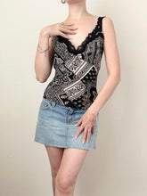 Load image into Gallery viewer, Vintage Y2K Black and White Lace Trim Bebe Cami Top (M)
