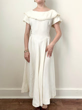 Load image into Gallery viewer, Vintage 1950s White Eyelet Collar Dress (S)
