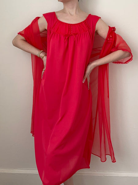 Ravishing Red 60s Peignoir and Nightgown Set (S/M)