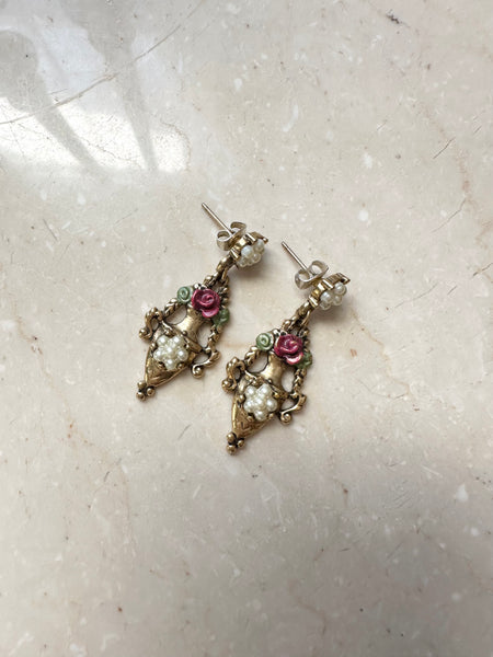 Vintage Rose Earrings 🥀