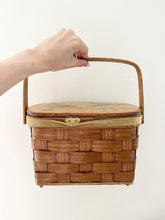 Load image into Gallery viewer, 1950s Handmade Bird Basket Purse
