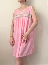 Load image into Gallery viewer, 60s Pink Babydoll Embroidered Cotton Nightgown (M)
