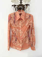 Load image into Gallery viewer, Vintage 1970s Art Nouveau Disco Print Novelty Button Down Blouse (XS/S)
