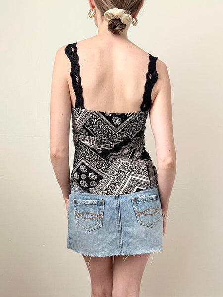 Vintage Y2K Black and White Lace Trim Bebe Cami Top (M)