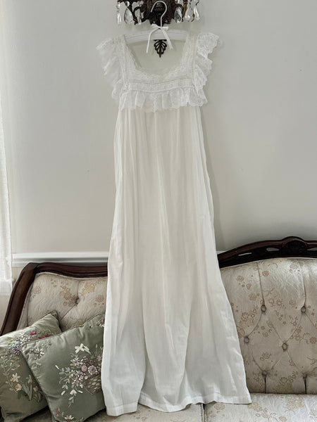 Vintage Lace Edwardian Inspired Chemise Nightgown (S/M)