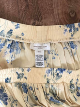 Load image into Gallery viewer, 90s Yellow and Blue Floral Maxi Skirt (3X, 43”)
