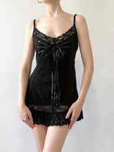 Load image into Gallery viewer, Black Lace Ruffle Tunic Cami (XS/S)
