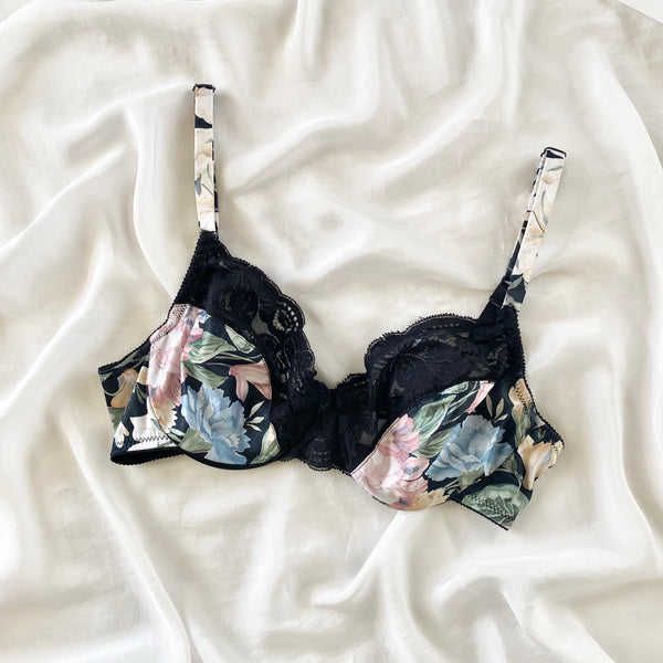 Vintage Victoria's Secret 1980s Black Floral Bra (32C)