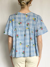 Load image into Gallery viewer, Vintage 1970s Floral Cotton Babydoll Picnic Blouse (S/M)

