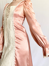 Load image into Gallery viewer, Pink Satin Gunne Sax Renaissance Princess Gown (XS)
