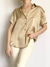 Load image into Gallery viewer, 1990s Pure Silk Champagne Button Up Blouse (10P)
