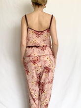 Load image into Gallery viewer, Berry Flower 90s Pajama Set (XL)
