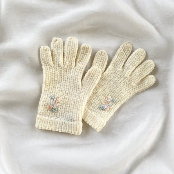 1950s Embroidered Baby Gloves