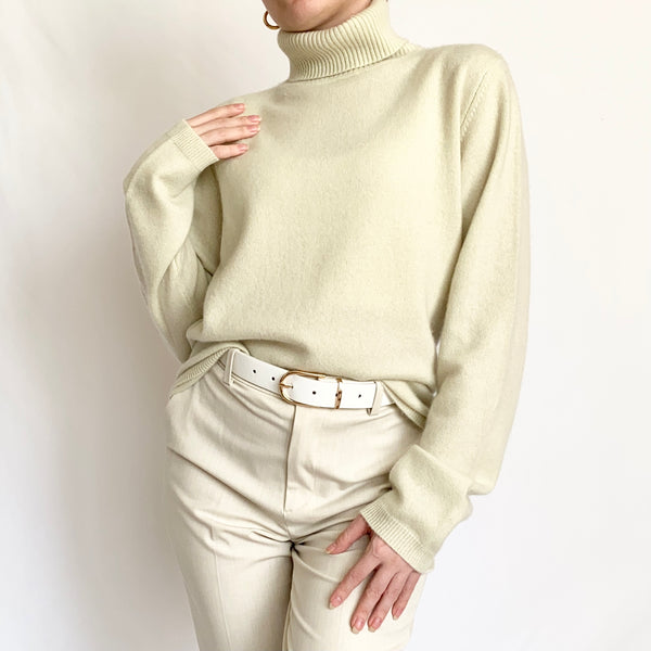 Sea-Foam Green Pure Cashmere Turtleneck Sweater (M)