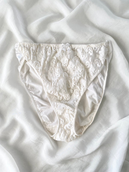 White Lace 80s Victoria’s Secret Panties (M-L)